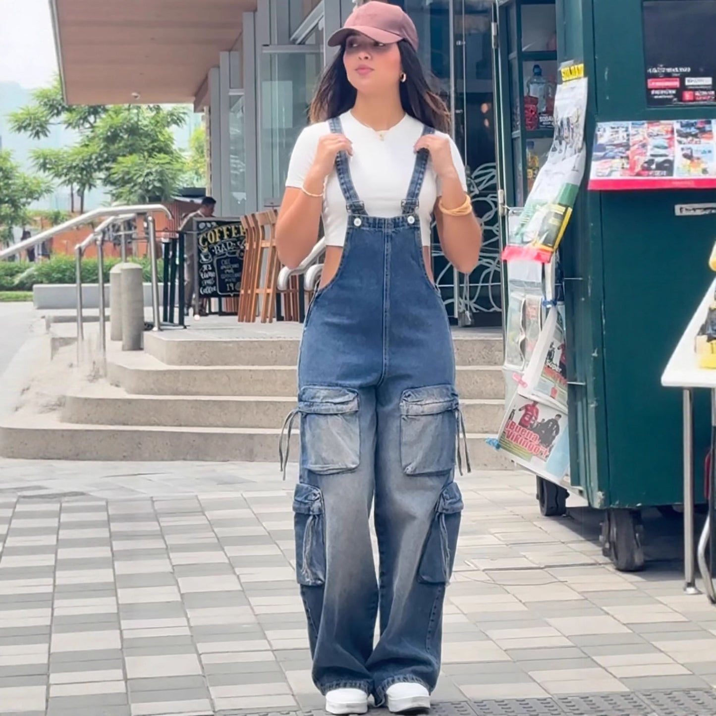 Casual Straight-Leg Denim Overalls for Women Street Style Multi-Pocket Denim Jumpsuit