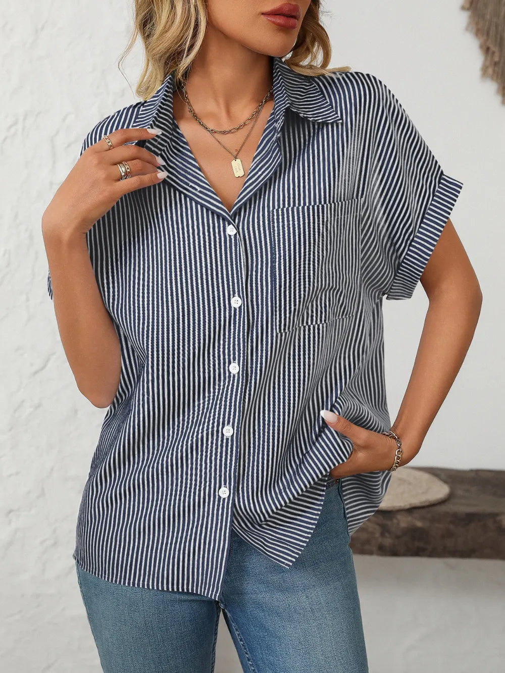 Ladies' loose short sleeved pocket casual striped shirt