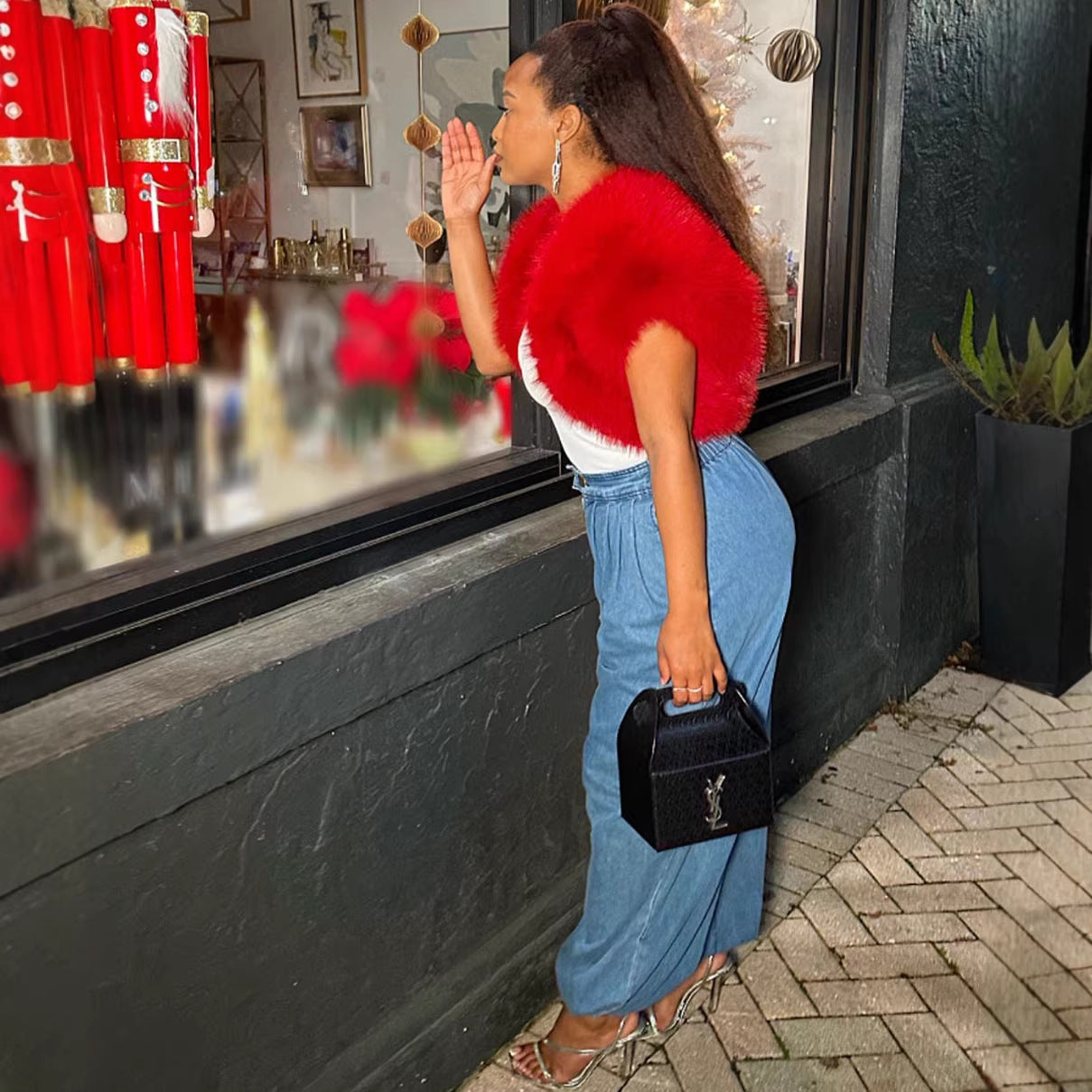 Casual Loose Fit Women's Jeans with Zipper Cuff and Elastic Waistband Fashionable Denim Pants