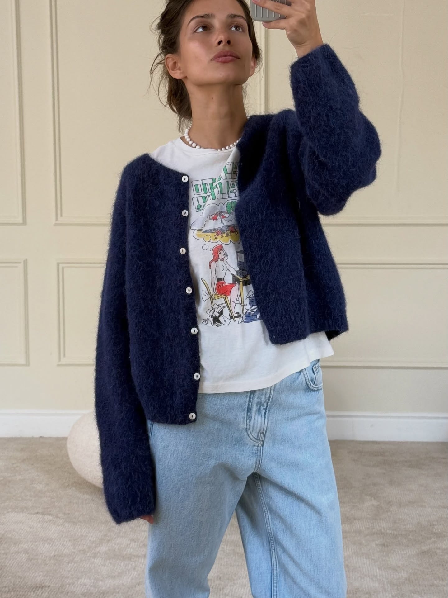 Laid-back Style Wool-Blended Cardigan for Women Knit Short Jacket Soft Long Sleeve Sweater