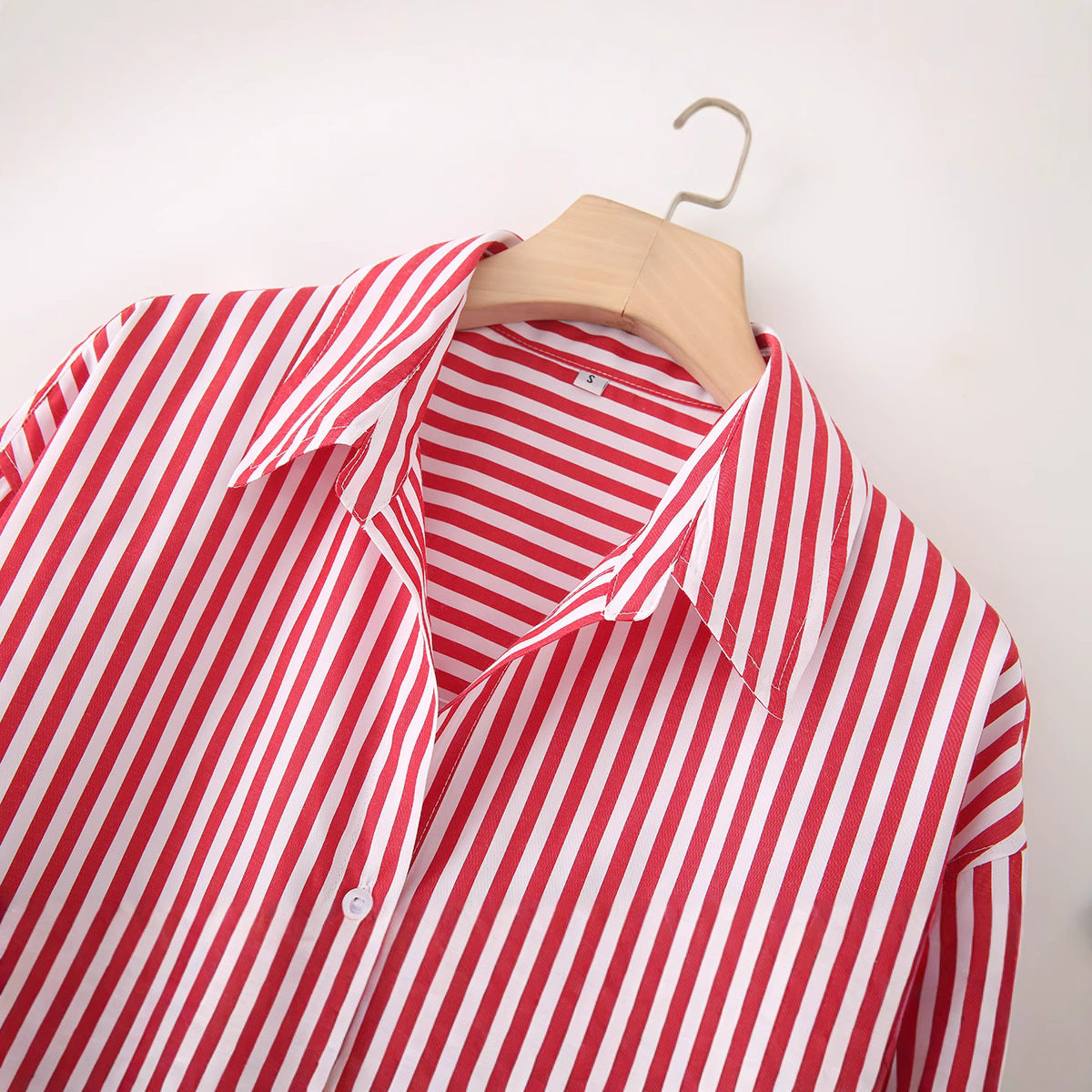 Women's collar long sleeved striped shirt top
