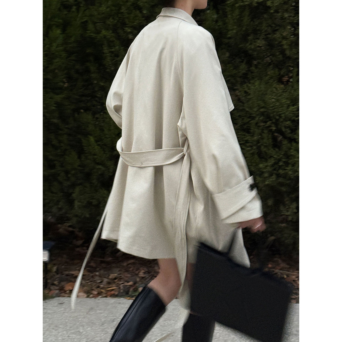 Retro Elegant High-End Silhouette Coat for Women with Windbreaker Outerwear