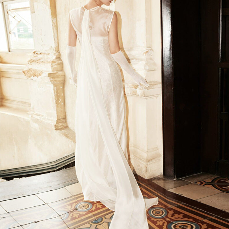 French Sleeveless Dress Women Elegant Pure White Slim Round Neck Strap Dress Long Dress Formal Wear