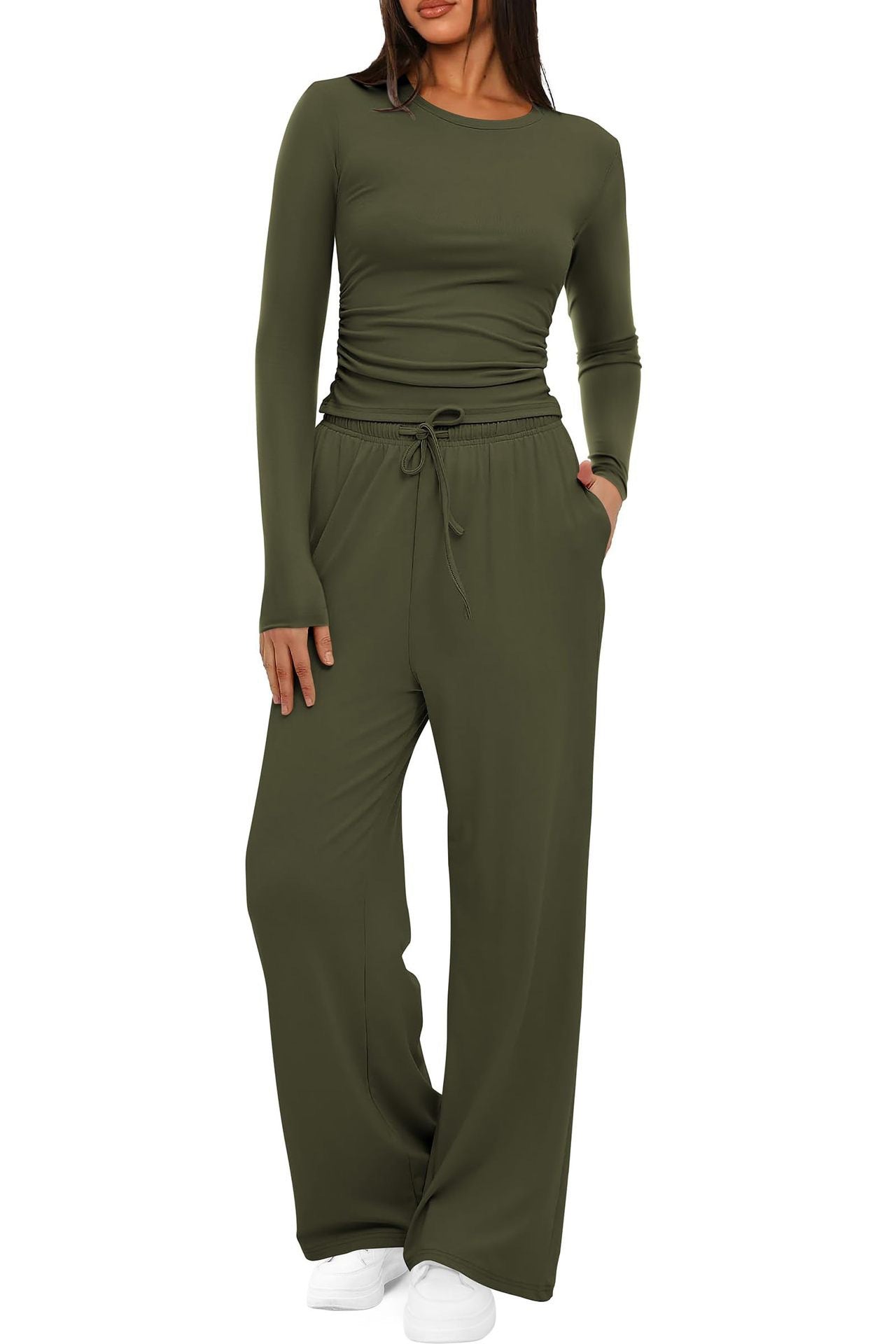 Long sleeved solid color suit