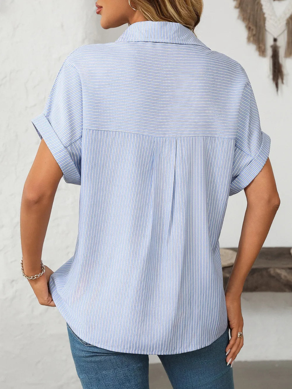 Ladies' loose short sleeved pocket casual striped shirt