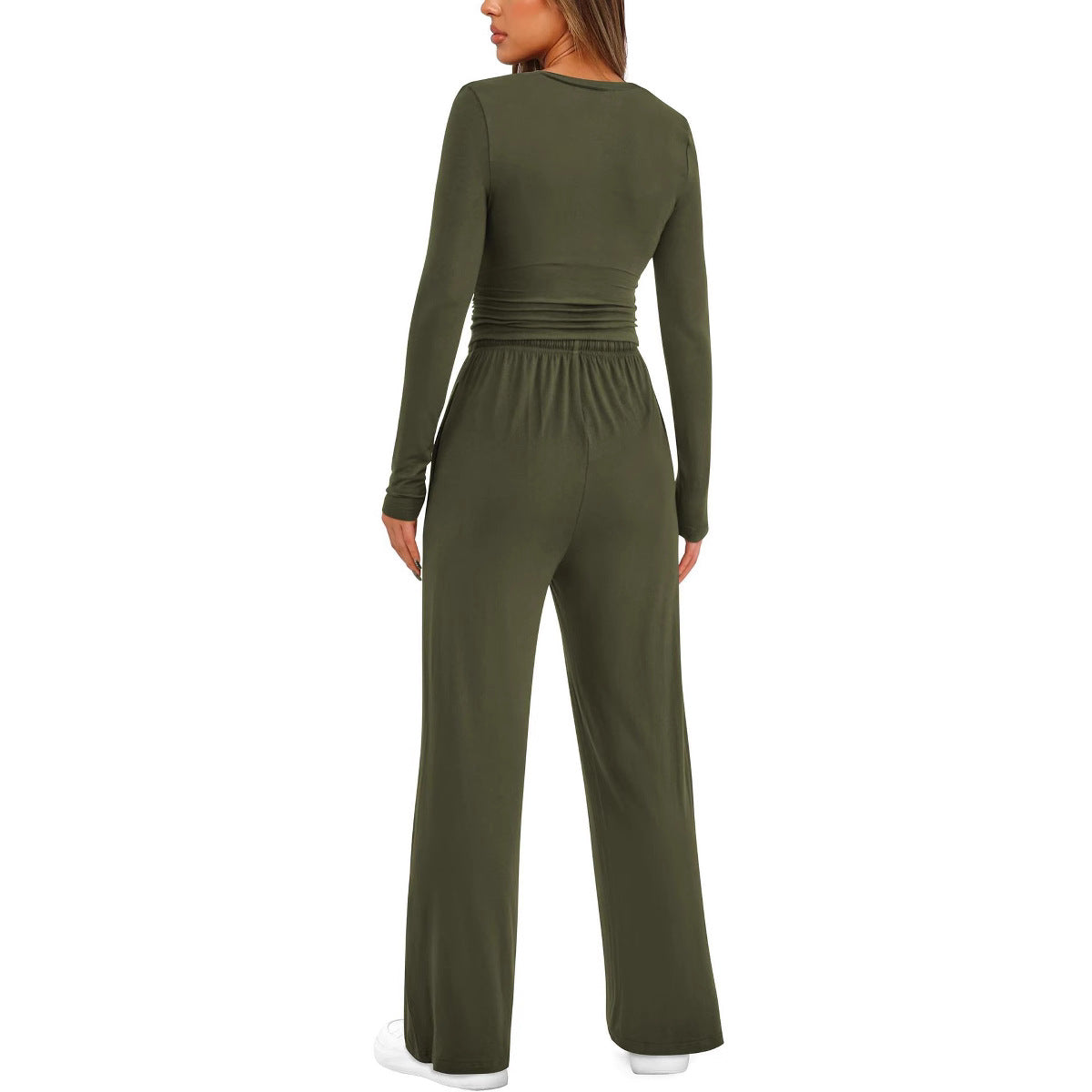 Long sleeved solid color suit