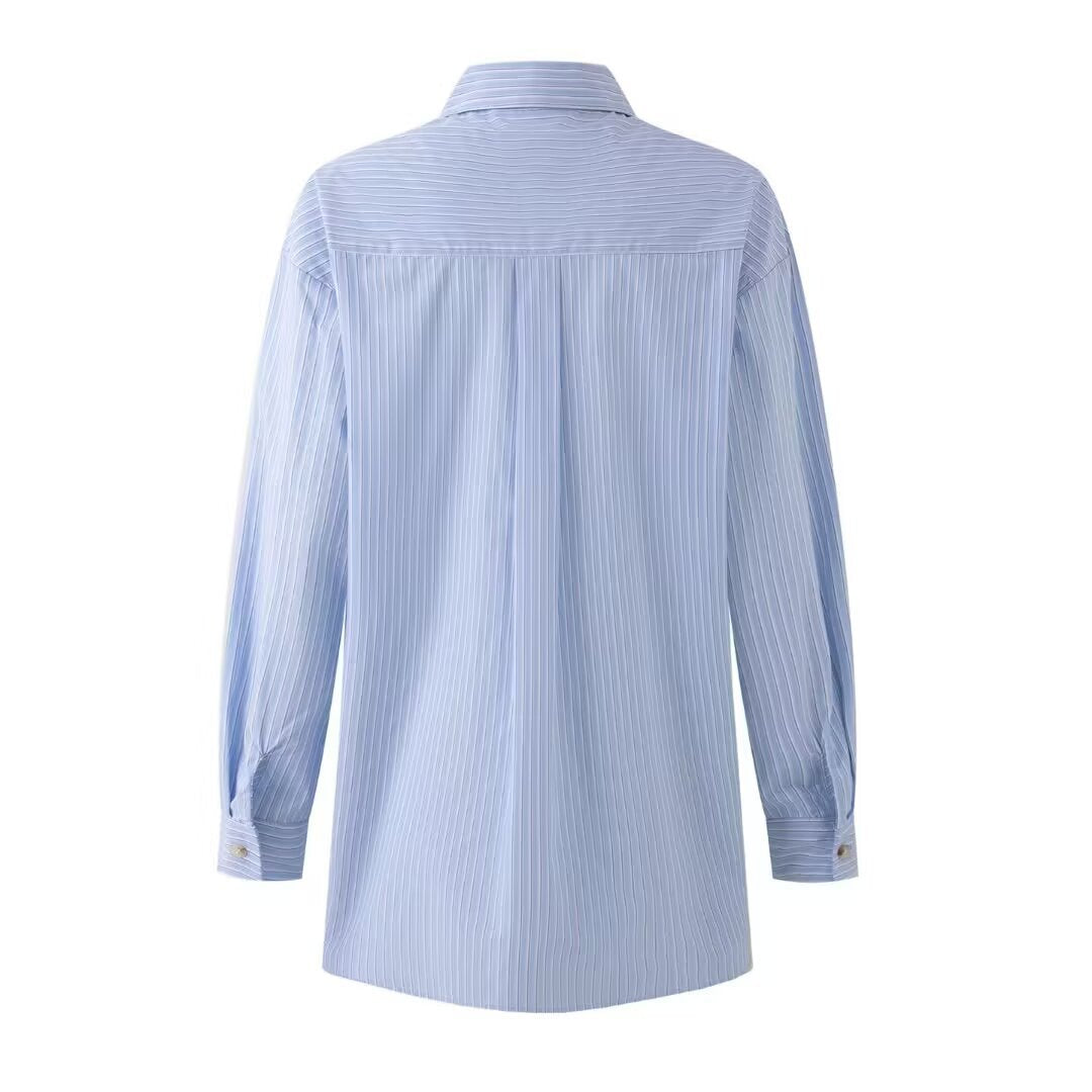 Loose collar long sleeved shirt