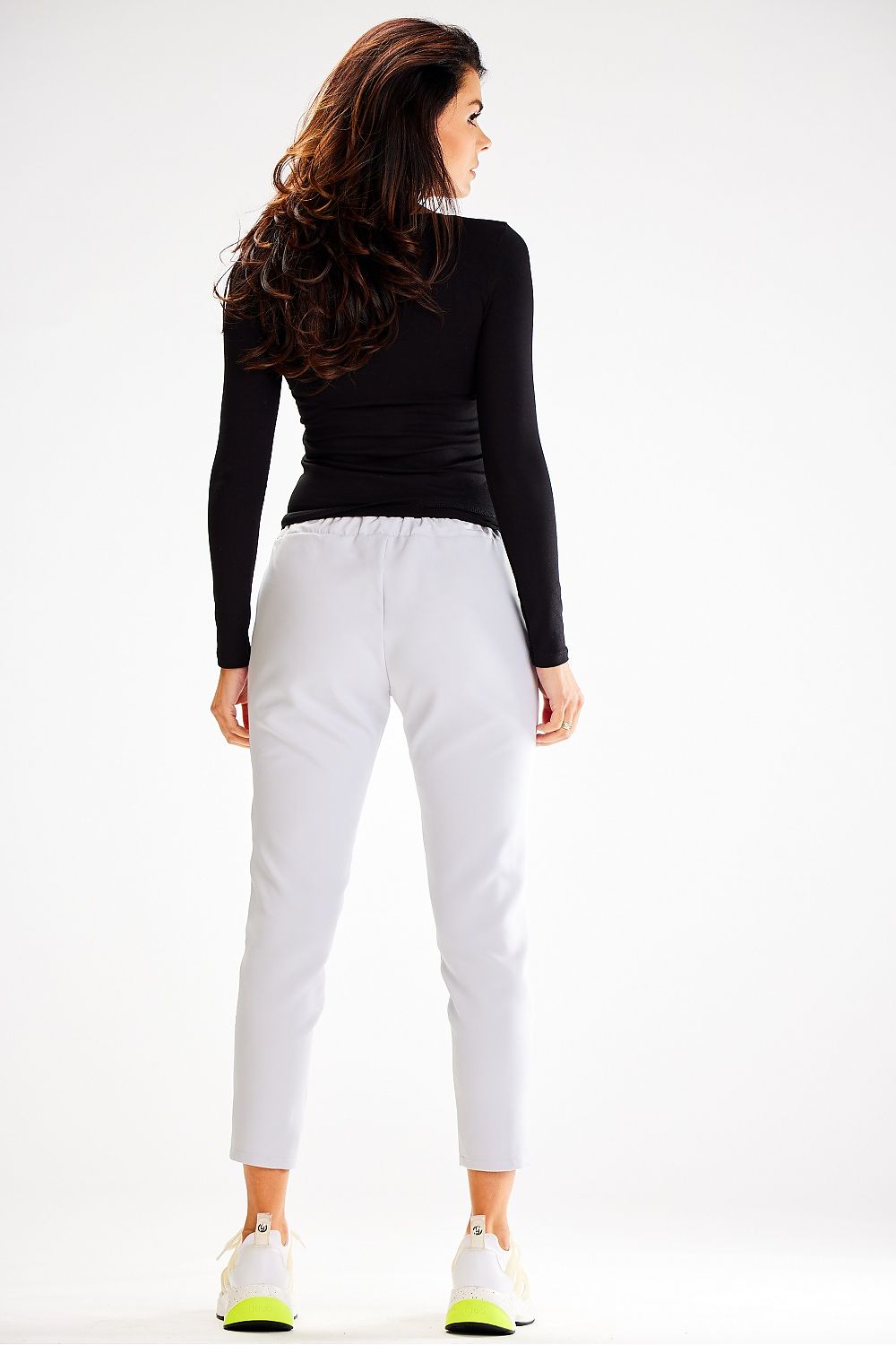  Pantalon survêtement model 187162 awama 