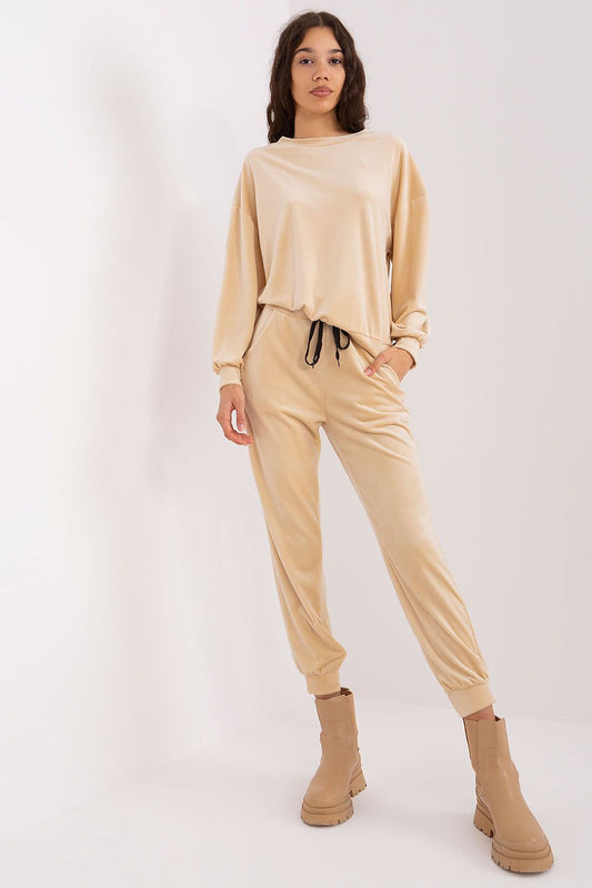 L`ensemble Italy Moda