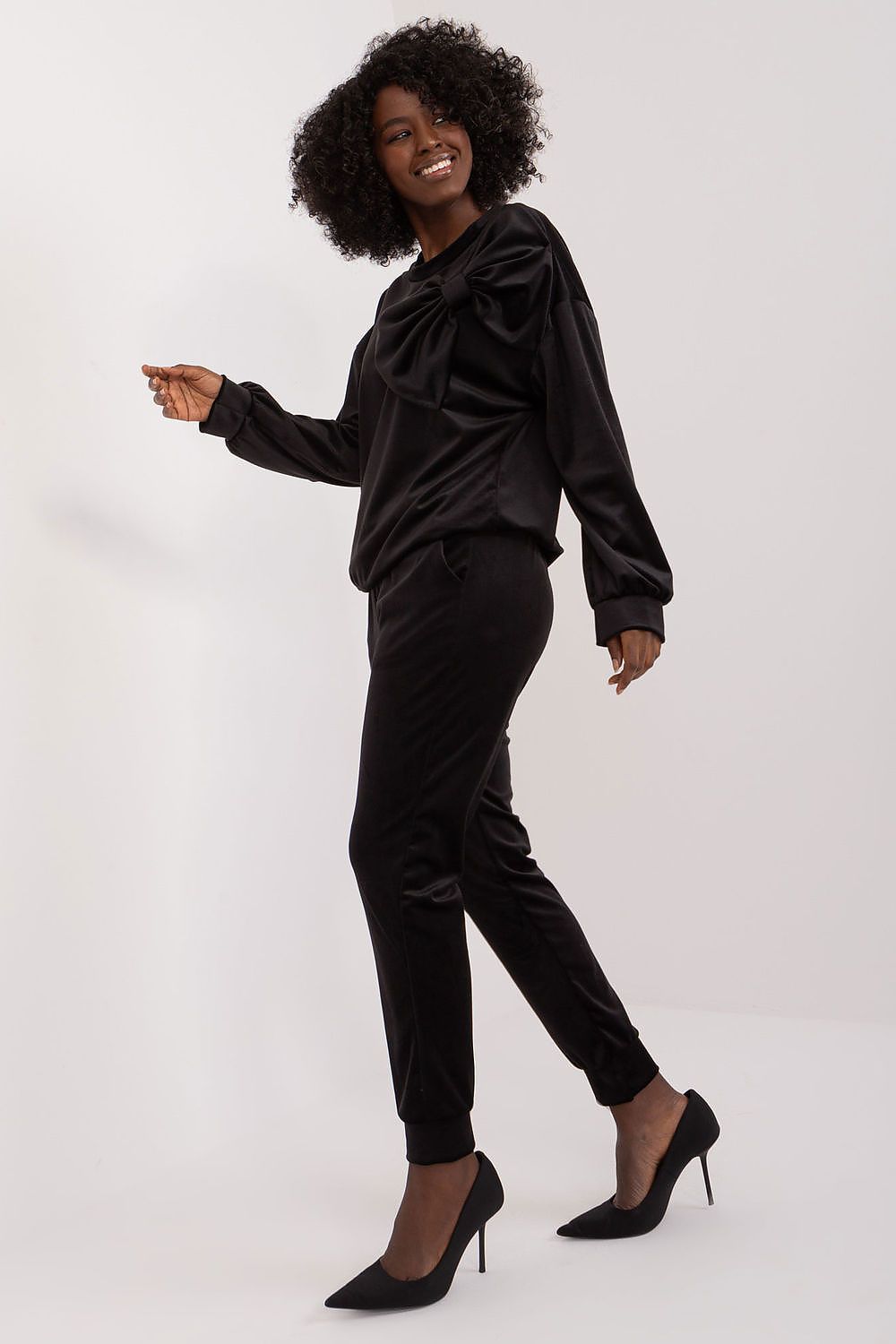 L`ensemble Italy Moda