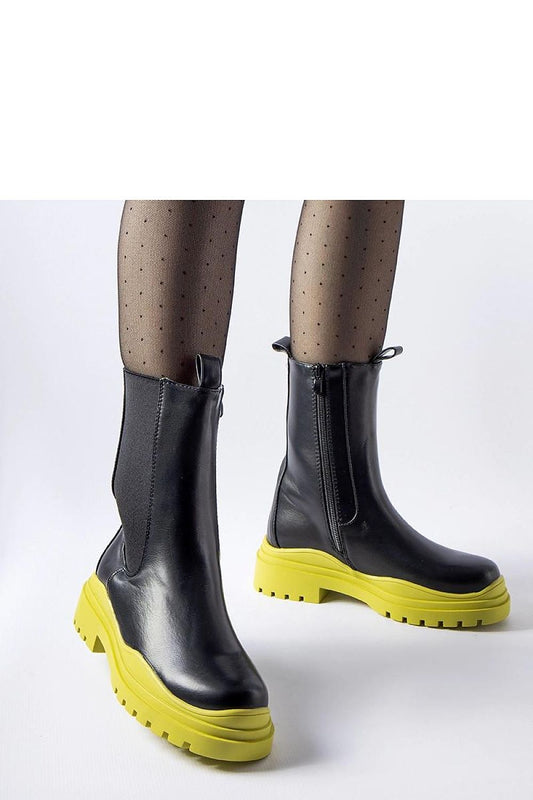  Bottes model 204837 Solea 