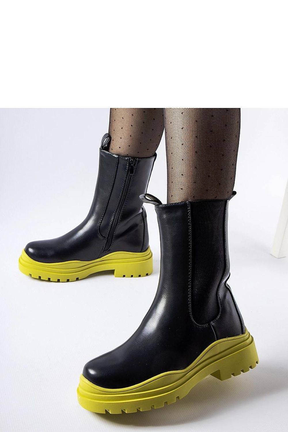  Bottes model 204837 Solea 