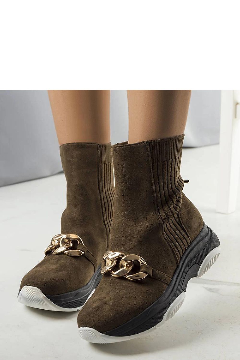  Bottes model 204846 Solea 