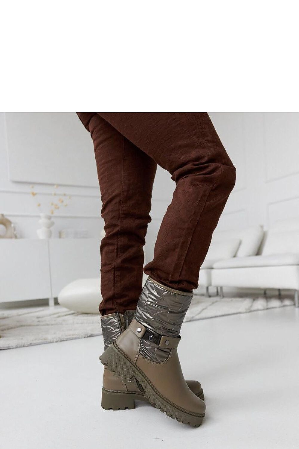  Bottes model 205051 Solea 