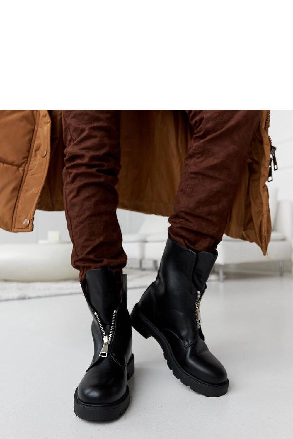  Bottes model 205052 Solea 