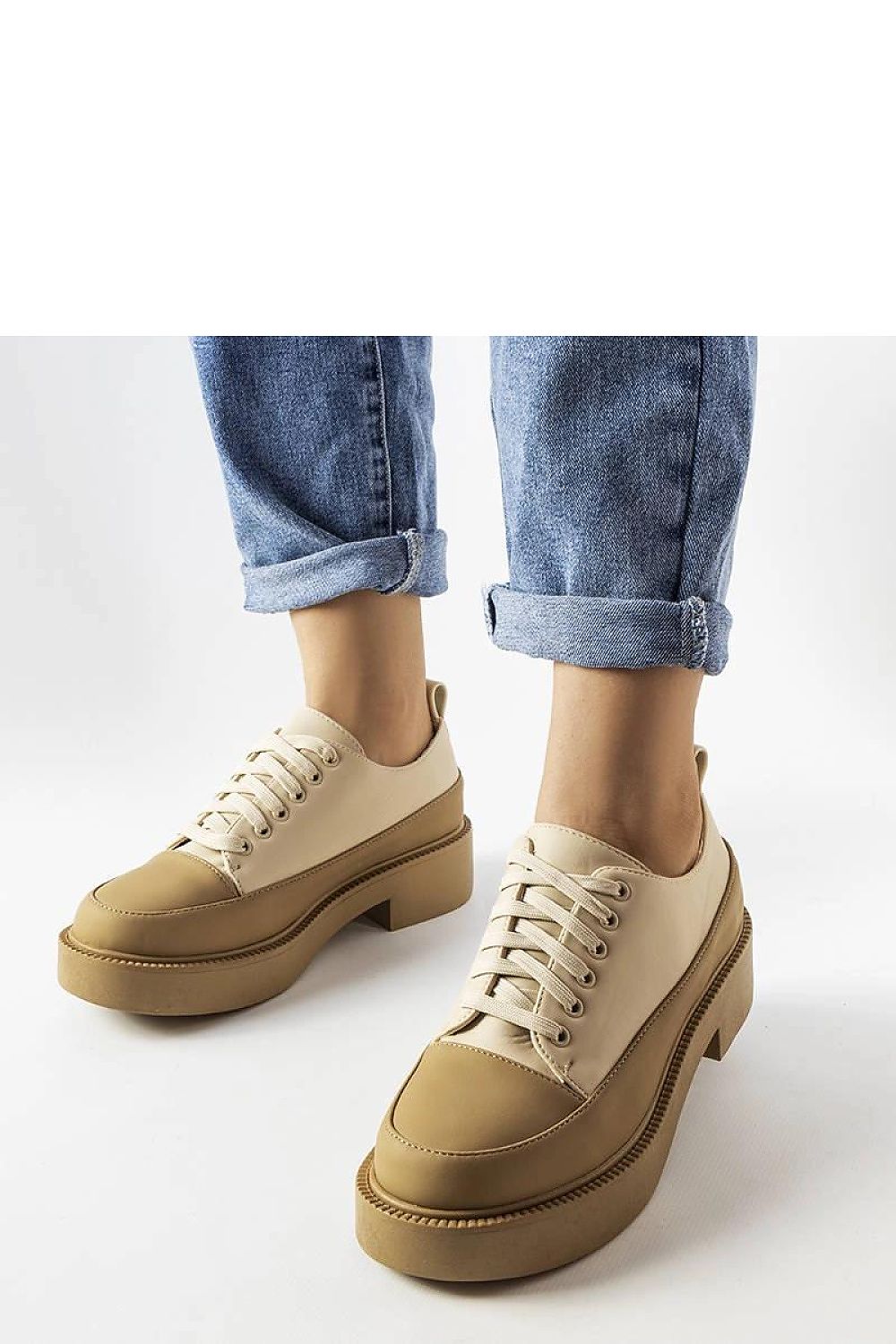  Chaussures Basses model 207044 Solea 