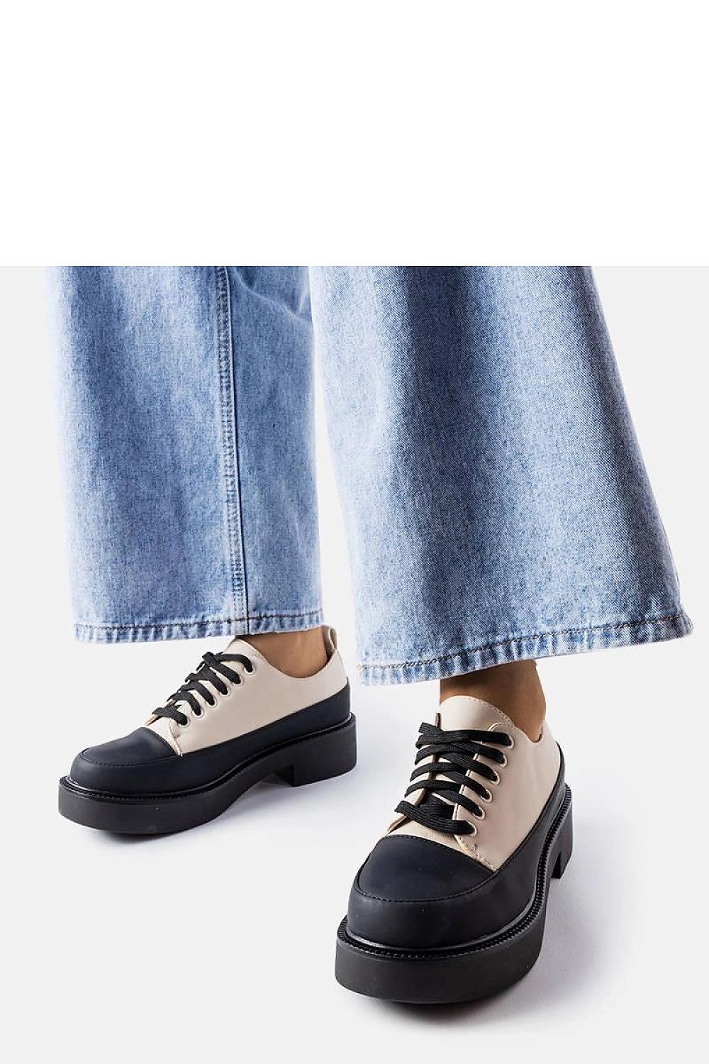  Chaussures Basses model 207046 Solea 