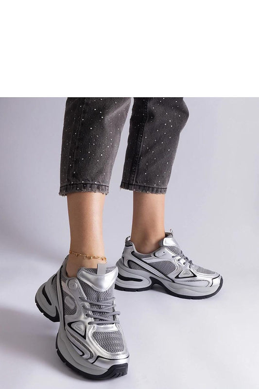  Baskets model 207179 Solea 