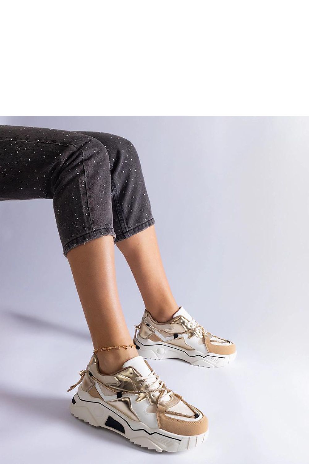  Baskets model 207180 Solea 