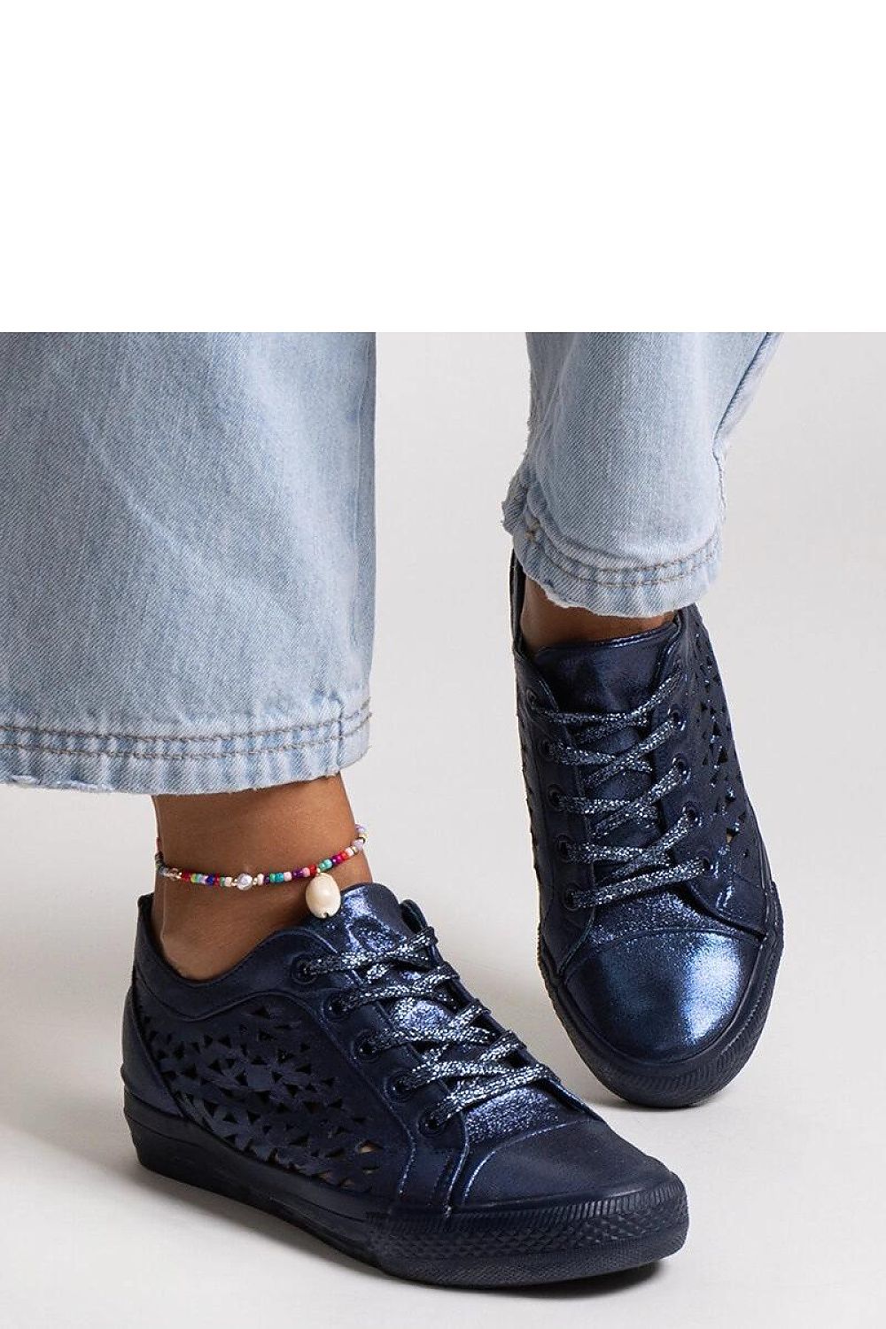  Baskets model 207237 Solea 