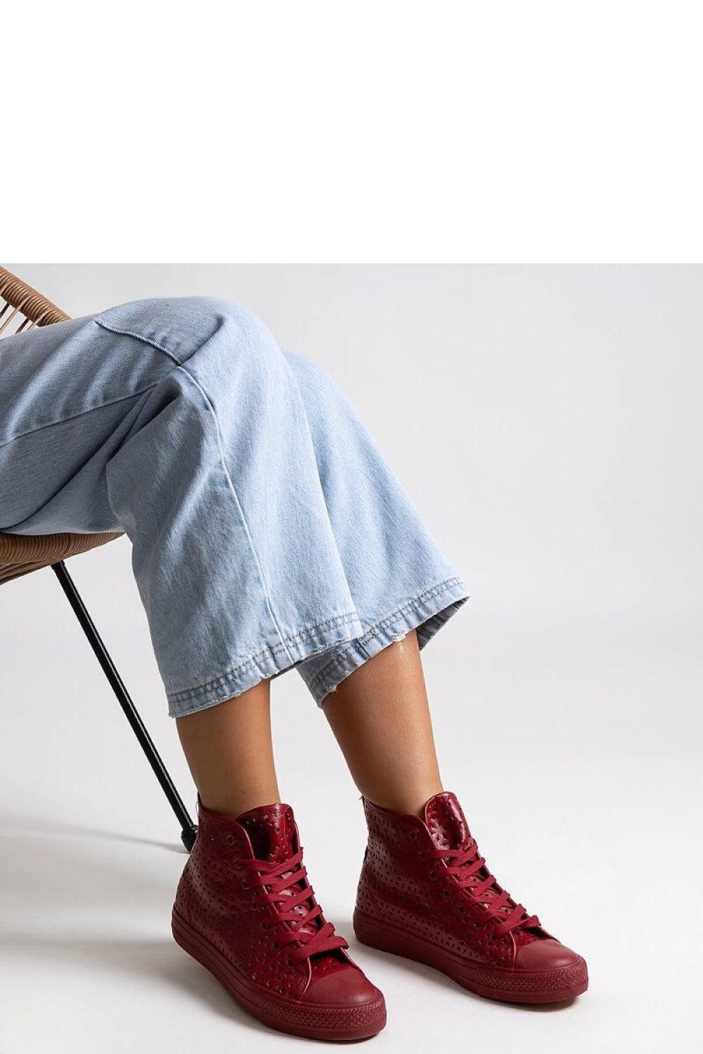  Baskets model 207239 Solea 