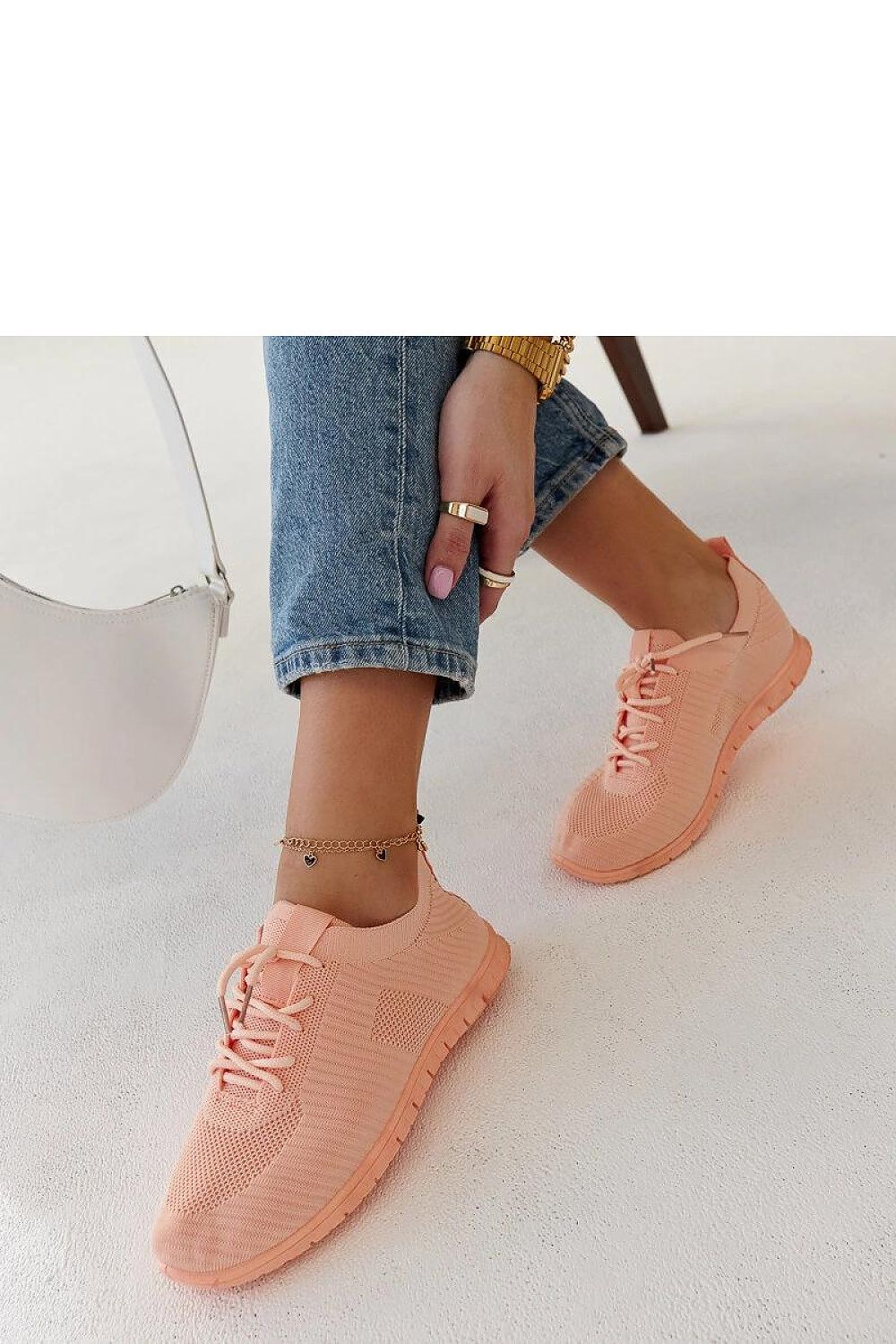  Baskets model 207530 Solea 