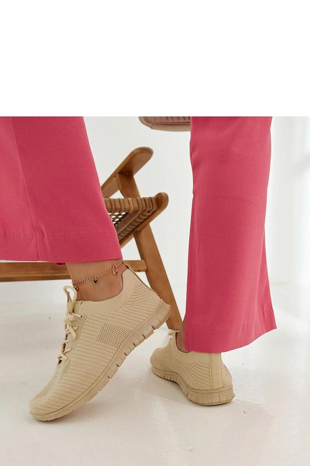  Baskets model 207531 Solea 