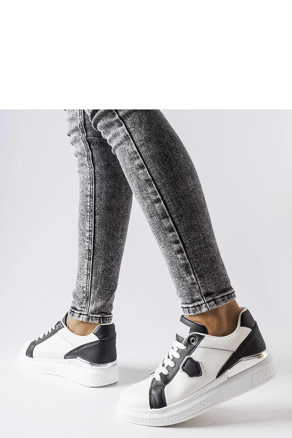  Baskets model 207724 Solea 