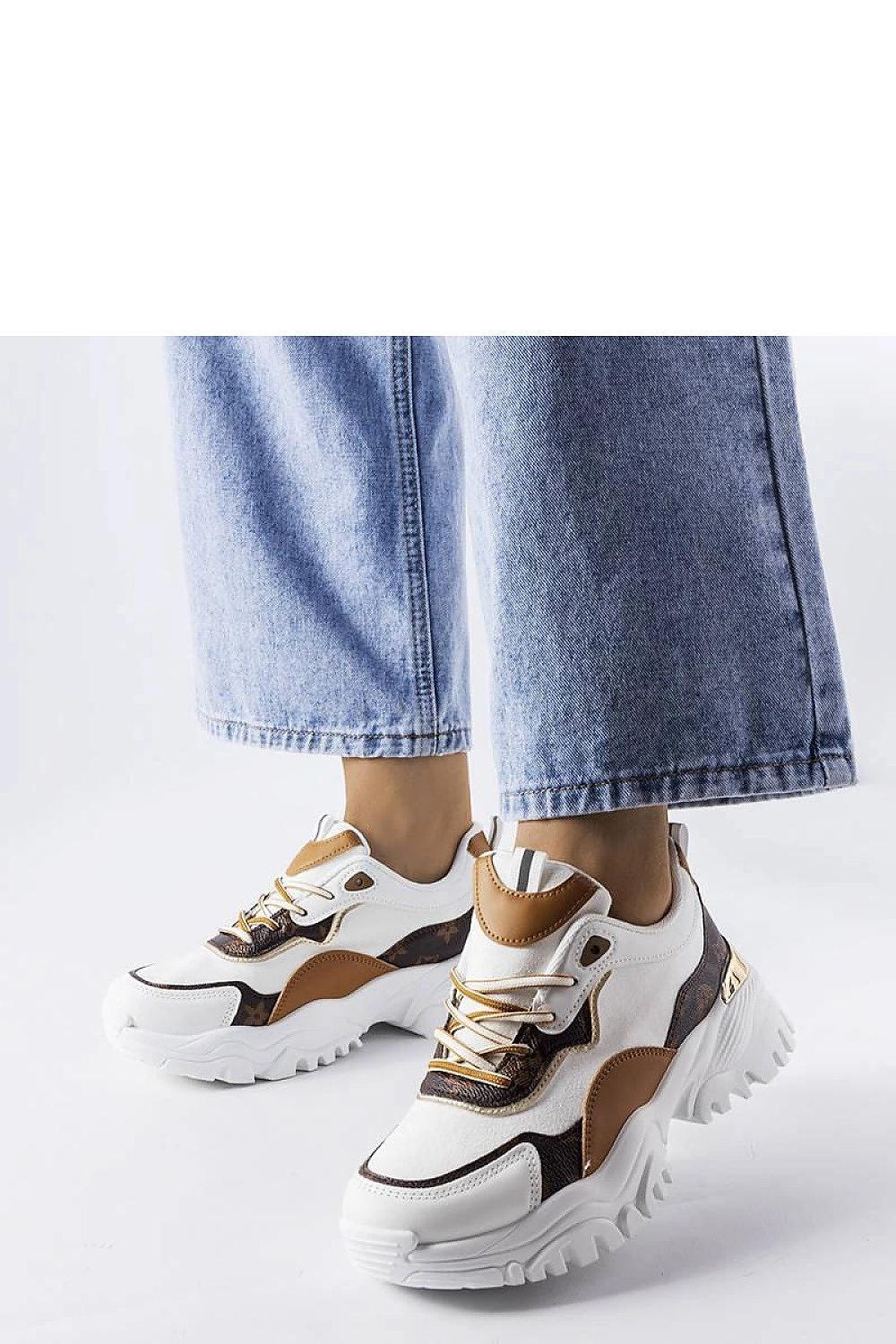  Baskets model 207868 Solea 