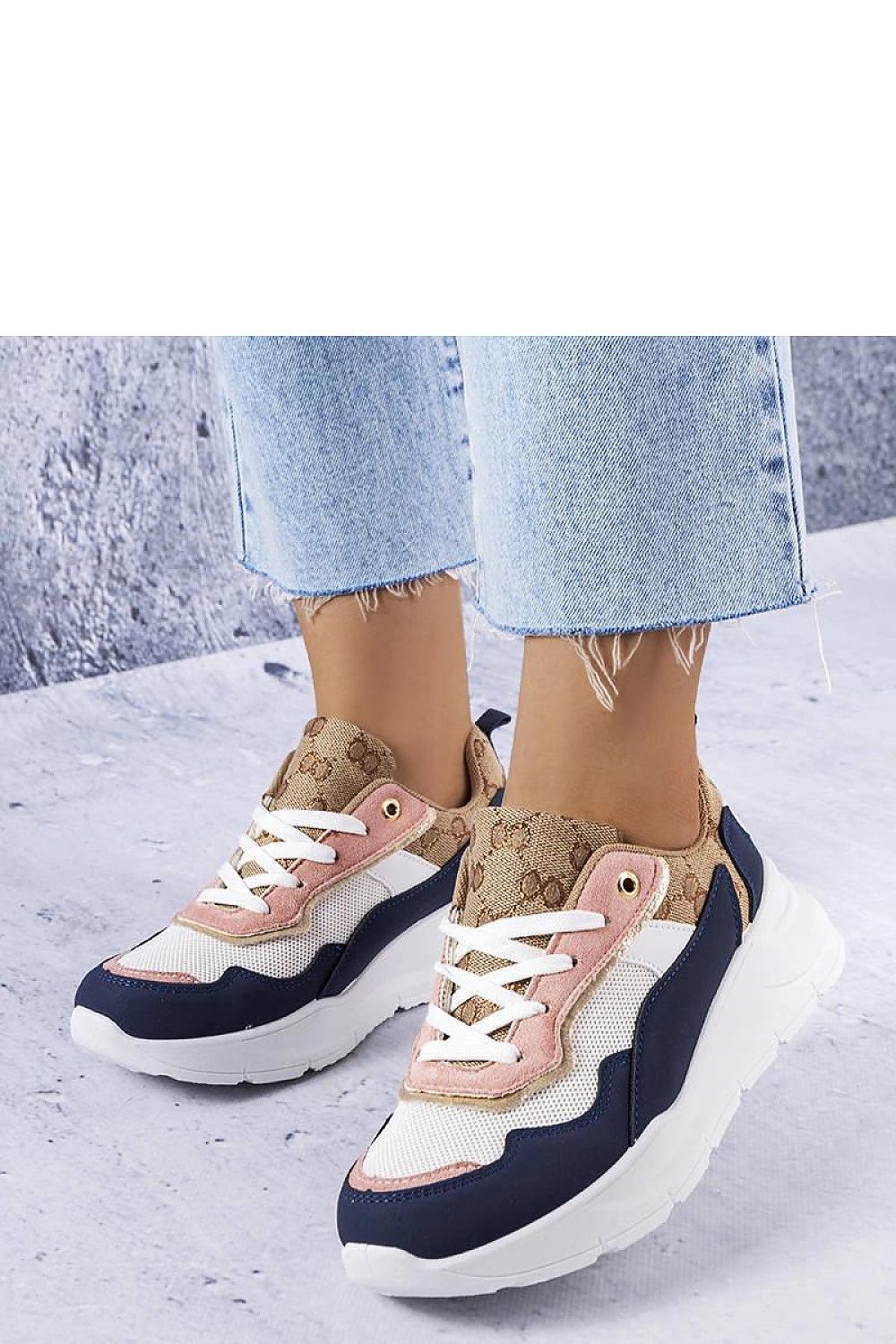  Baskets model 207960 Solea 