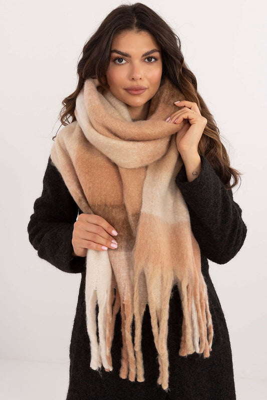  Châle model 208263 AT 