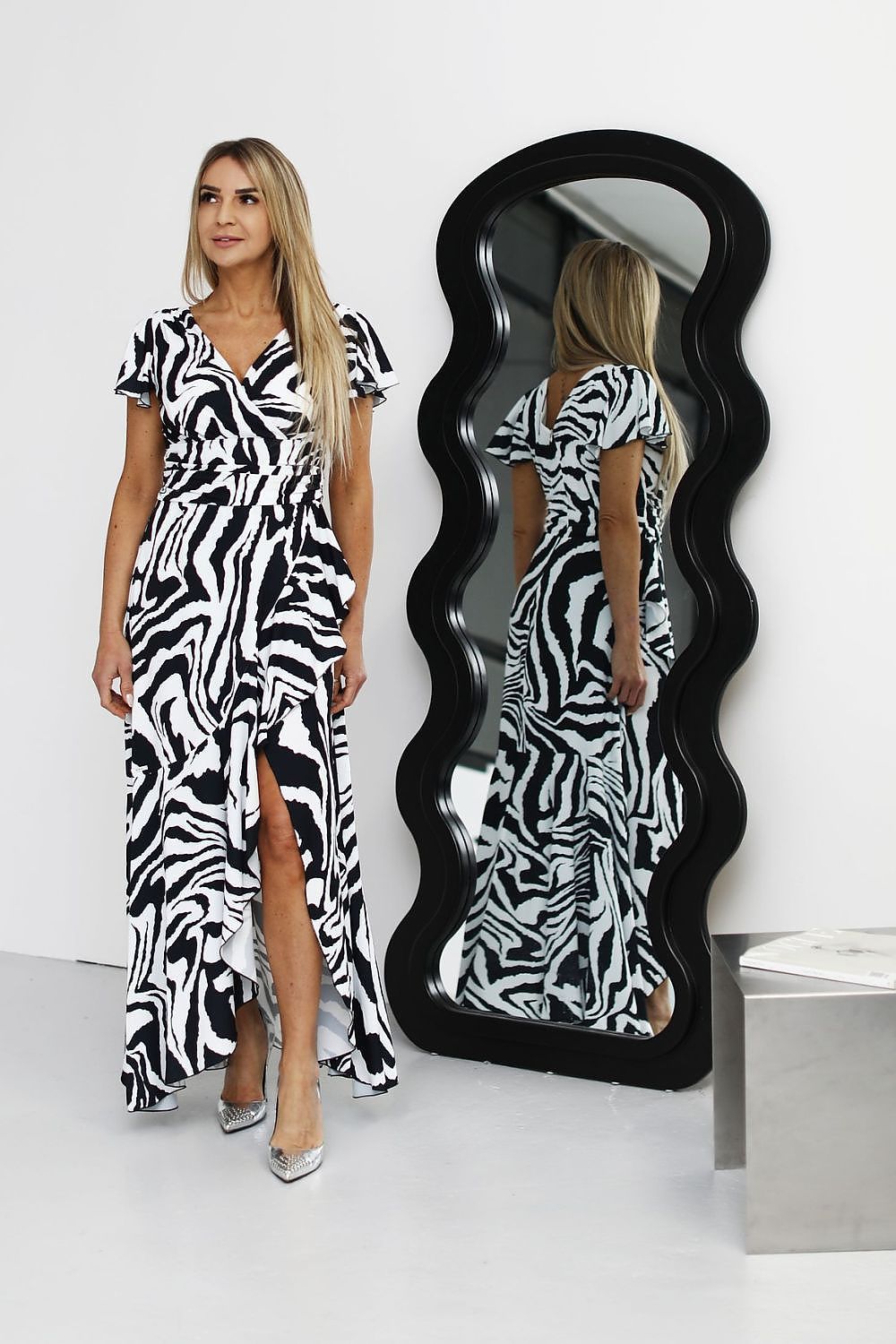  Robe longue model 209671 Jersa 