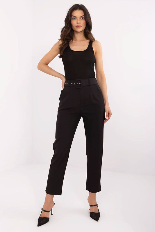  Pantalon femme model 211174 NM 