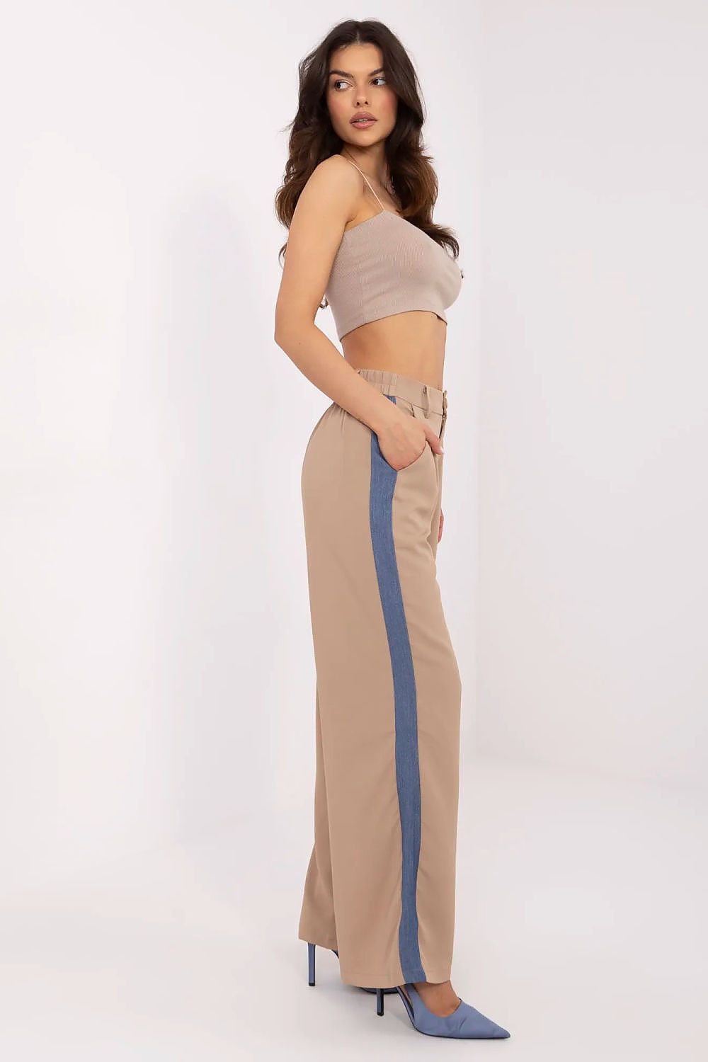  Pantalon femme model 211180 NM 