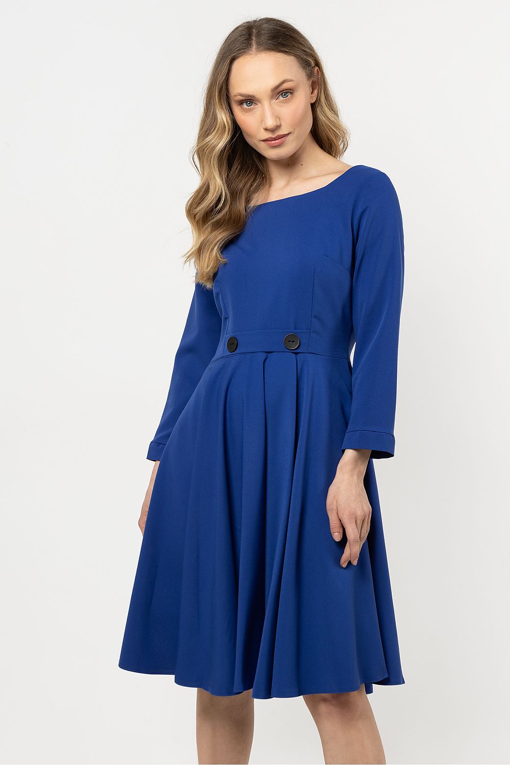  Robe de jour model 212241 awama 