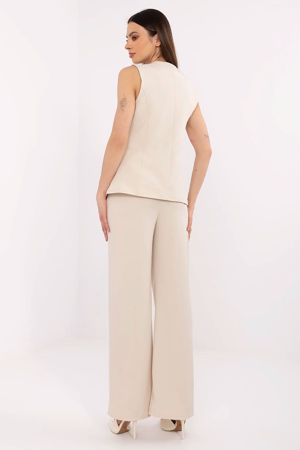  L`ensemble model 212538 Italy Moda 