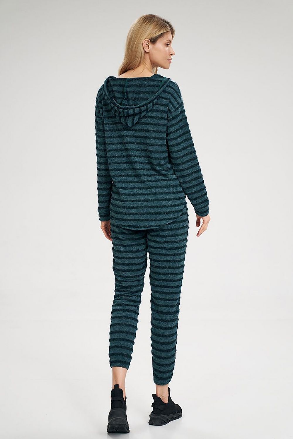  Pantalon survêtement model 162306 Figl 