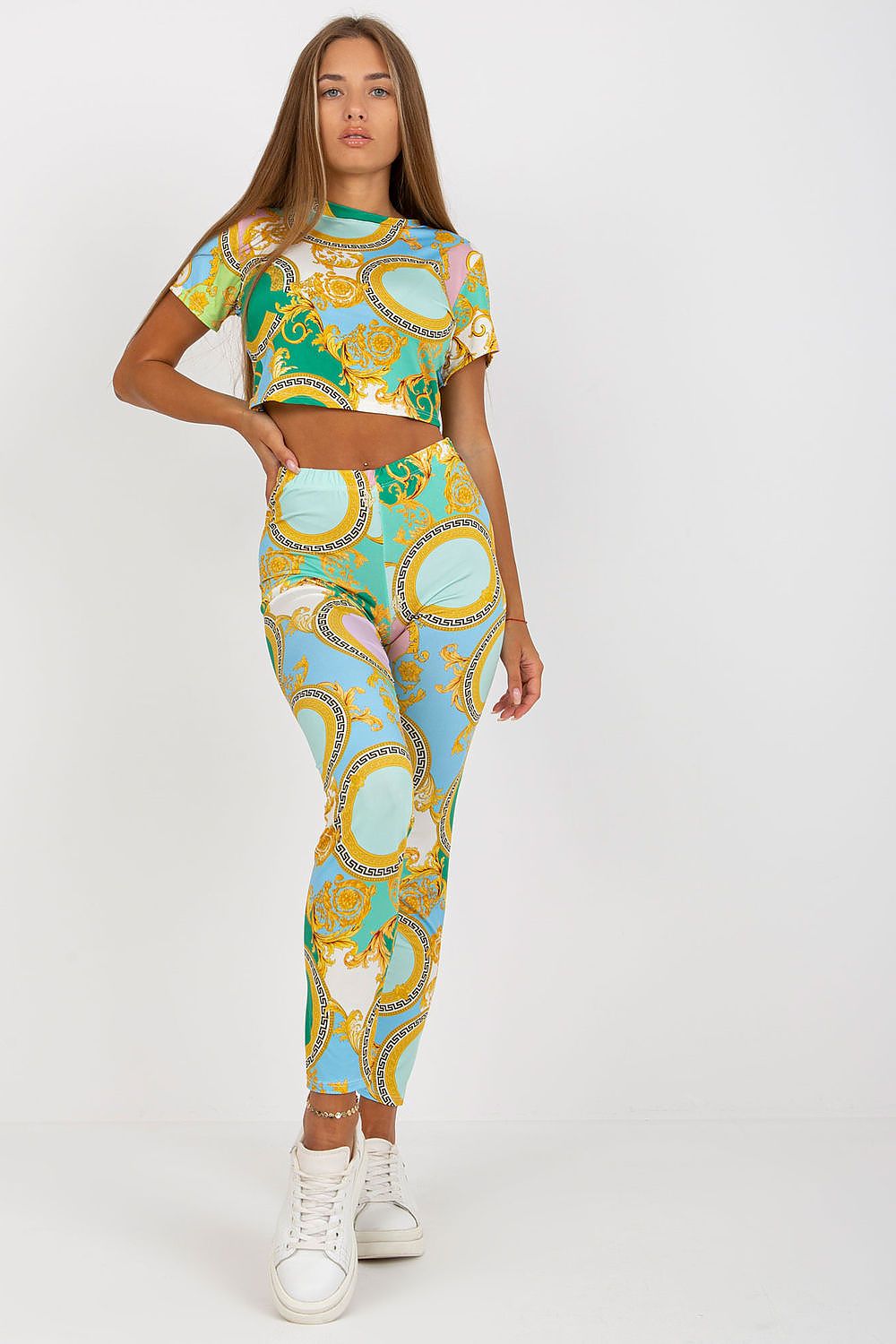 L`ensemble Italy Moda